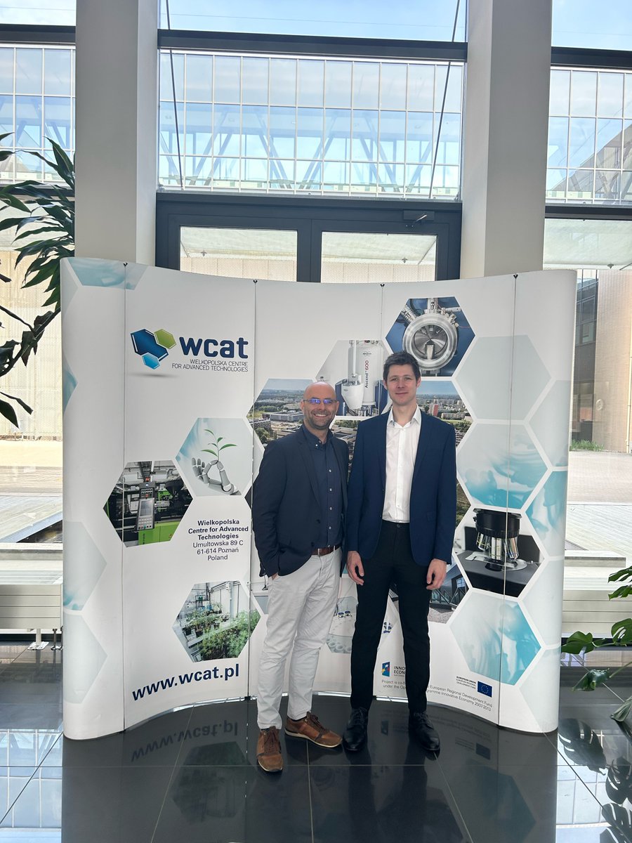 Center for Advanced Technologies (@czt_uam) on Twitter photo 🧐 Yesterday, we hosted Prof. Jamie Lewis <a href="/LewisChemistry/">Jamie Lewis</a> from <a href="/UoBChemistry/">UoBChemistry</a> <a href="/unibirmingham/">Uni of Birmingham</a>, who gave a lecture titled 𝘓𝘰𝘸 𝘚𝘺𝘮𝘮𝘦𝘵𝘳𝘺 𝘔𝘰𝘭𝘦𝘤𝘶𝘭𝘢𝘳 𝘊𝘢𝘱𝘴𝘶𝘭𝘦𝘴. 🧐 Yesterday, we hosted Prof. Jamie Lewis <a href="/LewisChemistry/">Jamie Lewis</a> from <a href="/UoBChemistry/">UoBChemistry</a> <a href="/unibirmingham/">Uni of Birmingham</a>, who gave a lecture titled 𝘓𝘰𝘸 𝘚𝘺𝘮𝘮𝘦𝘵𝘳𝘺 𝘔𝘰𝘭𝘦𝘤𝘶𝘭𝘢𝘳 𝘊𝘢𝘱𝘴𝘶𝘭𝘦𝘴.