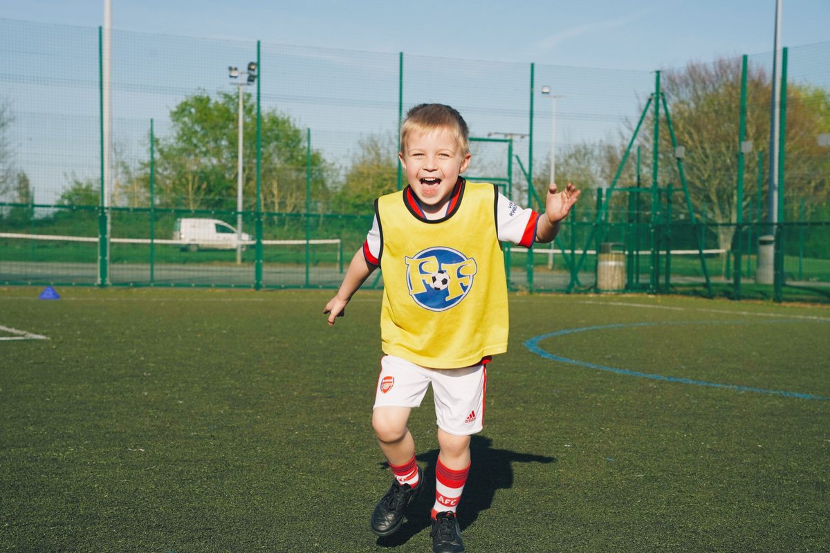 🔥 DETERMINATION is our Word of the Week at the Football Fun Factory!

In our sessions, we encourage children to keep going, stay positive, and believe in themselves, because we know that effort and perseverance help children develop, improve, and build confidence!