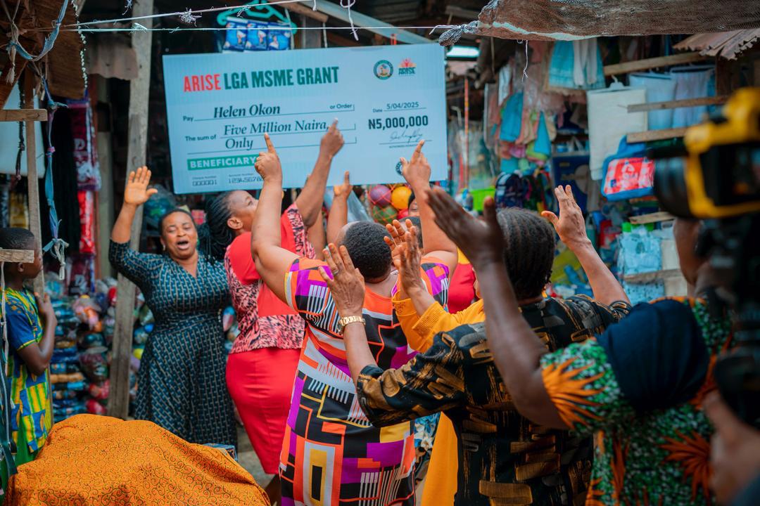 _Udeme_'s tweet image. Beneficiaries couldn't hide their joy and appreciation for the Governor’s intentional support.

#ARISEAgenda
#IbomLED
#MSMEEmpowerment
#EntrepreneurialDevelopment