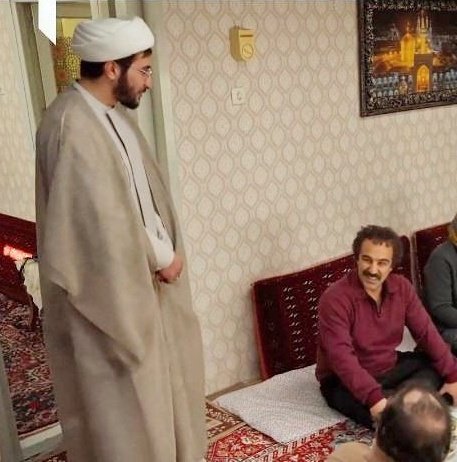 عادی سازی آخوند بیناموس توسط سریال پایتخت
از اولشم میدونستم رژیم به کسی بودجه الکی نمیده
خاک بر سرت محسن تنابنده بیشرف !
#سقوط_دیکتاتور