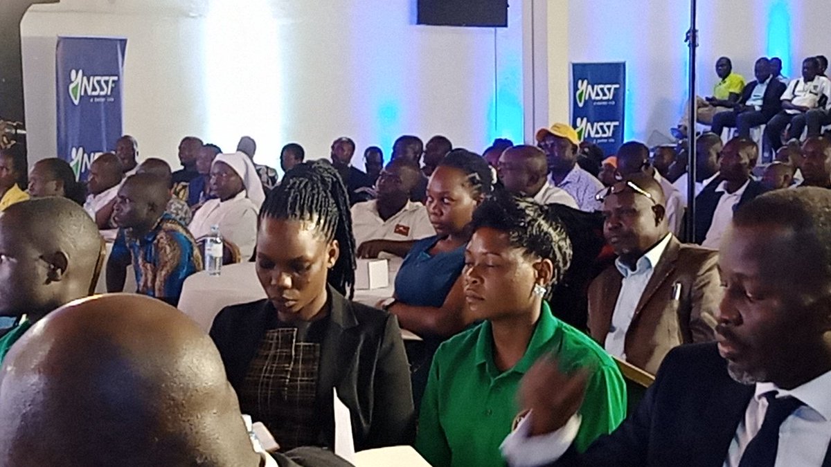 mryakani's tweet image. NSSF Managing Director Addressing during the Stakeholders&apos; meeting early today in Arua City; Uganda at tropical Suit Hotel. #NSSF #REDNET #Save #Aruacity