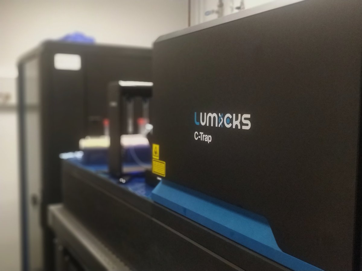 Chris H. Hill (@chillzaa) on Twitter photo Super excited for the arrival of our brand new Lumicks C-Trap in <a href="/YorkBioimaging/">Peter O'Toole</a> <a href="/BiologyatYork/">Biology at York</a>, funded by <a href="/BBSRC/">Biotechnology and Biological Sciences Research</a>. This state-of-the-art optical tweezers / confocal microscope will enable us to probe the dynamics of structured viral RNAs, one molecule at a time 🔆🧬🔆 Super excited for the arrival of our brand new Lumicks C-Trap in <a href="/YorkBioimaging/">Peter O'Toole</a> <a href="/BiologyatYork/">Biology at York</a>, funded by <a href="/BBSRC/">Biotechnology and Biological Sciences Research</a>. This state-of-the-art optical tweezers / confocal microscope will enable us to probe the dynamics of structured viral RNAs, one molecule at a time 🔆🧬🔆