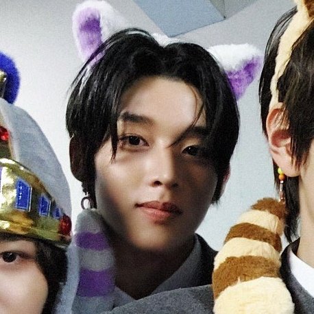 SJ1113_'s tweet photo. 롯데월드석쭌 너무예쁘니임.. 아입덕 ㅠㅠ

#Debuts_Plan #NewKids #뉴키즈
#석준 #SEOKJUNE https://t.co/40MIfuseiE