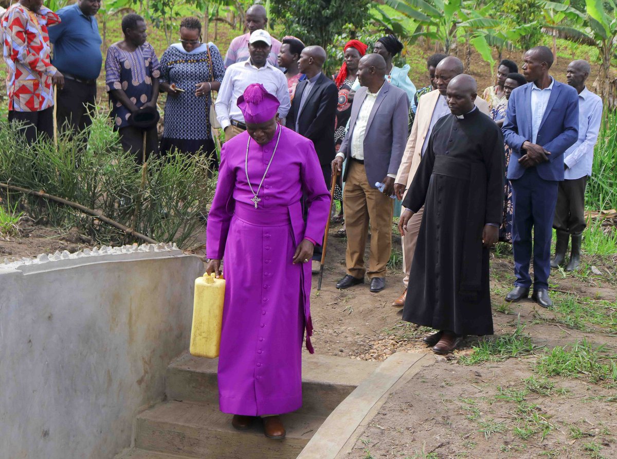 North Kigezi Diocese-Kinyasano (@northkigezidio1) on Twitter photo On April 15, 2025, the Bishop of <a href="/Northkigezidio1/">North Kigezi Diocese-Kinyasano</a>, <a href="/AsiimweOnesimus/">Rt. Rev Onesimus Asiimwe</a>, officially commissioned a low yield water spring in Nyarutare village under Rwenyangyi C.o.U a project that was constructed by NKKD WATSAN funded by the UK support group & the locals <a href="/Archbp_COU/">Archbishop Stephen Kaziimba</a> On April 15, 2025, the Bishop of <a href="/Northkigezidio1/">North Kigezi Diocese-Kinyasano</a>, <a href="/AsiimweOnesimus/">Rt. Rev Onesimus Asiimwe</a>, officially commissioned a low yield water spring in Nyarutare village under Rwenyangyi C.o.U a project that was constructed by NKKD WATSAN funded by the UK support group & the locals <a href="/Archbp_COU/">Archbishop Stephen Kaziimba</a>