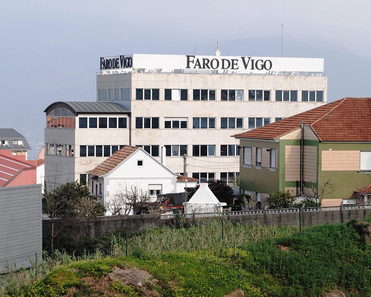 A Xunta de Goberno do CPXG quere manifestar o seu rexeitamento ao despedimento de dous xornalistas de <a href="/Farodevigo/">Faro de Vigo</a> e o seu apoio ás protestas do persoal do periódico, que está a convocar "mércores de negro" para condenar a decisión da empresa.
xornalistas.gal/novas-eventos/…