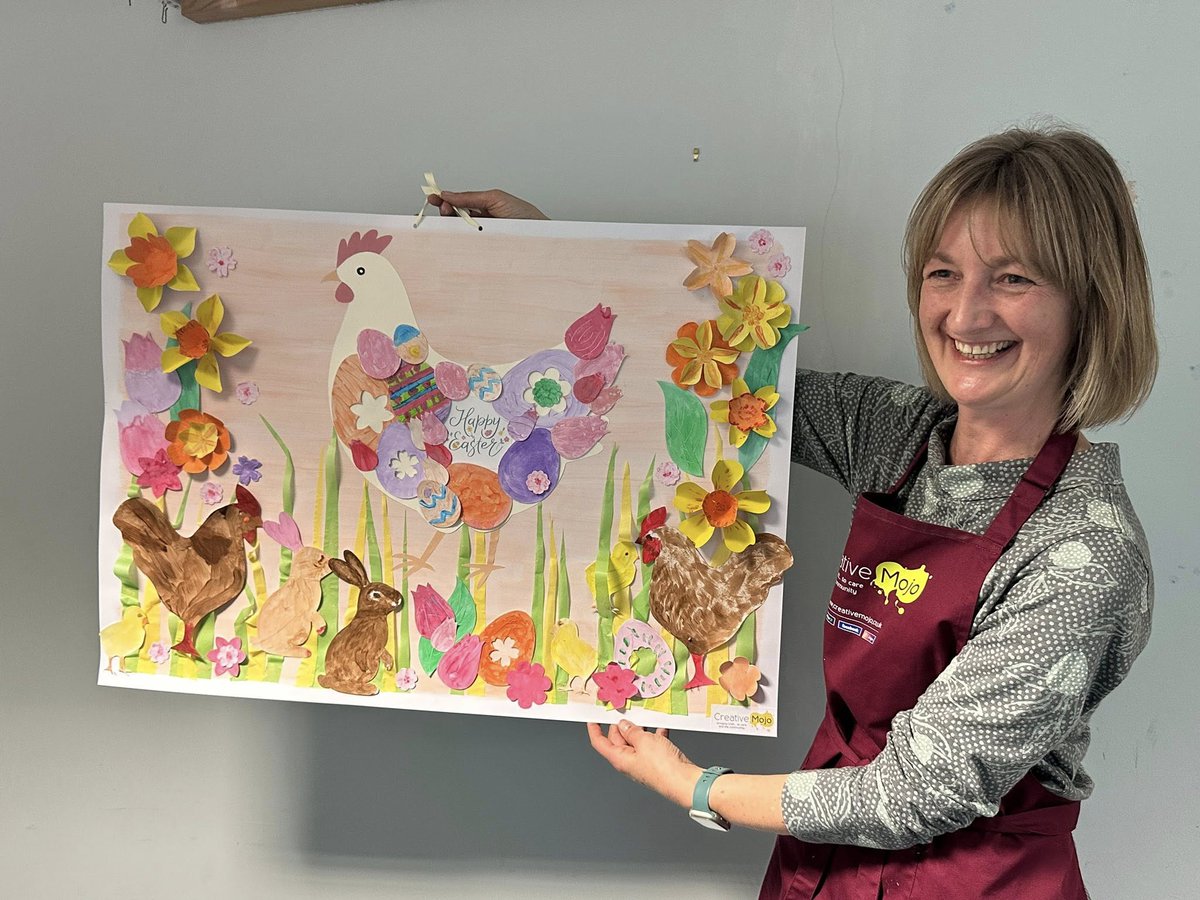 It was the turn of Brendoncare Knightwood to show off their  Easter artistic skills under the guidance of
Alison from CreativeMojo who helped  everyone make this lovely piece of Easter artwork. Everybody had an eggs-cellent time painting eggs, chicks, bunnies and flowers.