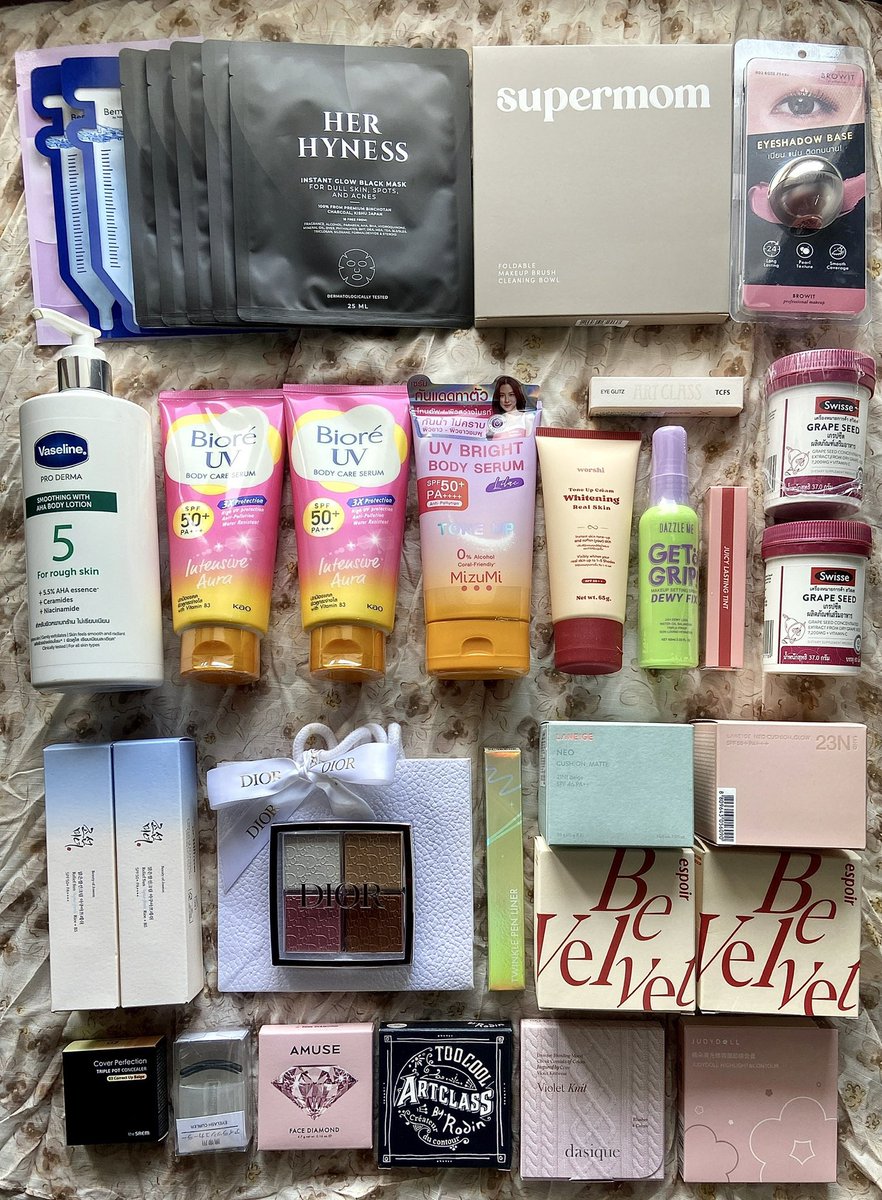 ✿ ส่งต่อเครื่องสำอาง สกินแคร์ อาหารเสริม
 •  ของใหม่ มือ 1 &amp; ของแท้ 100% ทุกชิ้น 

❀ ค่าส่งเหมา 50 ฿
♡ รี + ฟอล = ส่งฟรี

✧ ราคาน่ารัก 
⊹ รายละเอียดเพิ่มเติมใต้โพสต์ค่ะ

 - ขายหมด สุ่มแจก 100/1 rt 

#ส่งต่อสกินแคร์ #ส่งต่อเครื่องสําอาง #ส่งต่อคสอเกาหลี #ส่งต่ออาหารเสริม