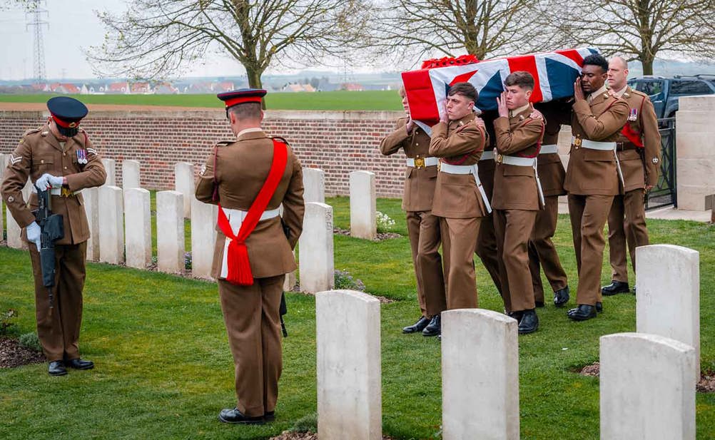 A Runcorn soldier who was killed in 1917 has been laid to rest exactly 108 years later at a service organised by the MOD’s Joint Casualty and Compassionate Centre (JCCC). Read the full story in the link in comments.