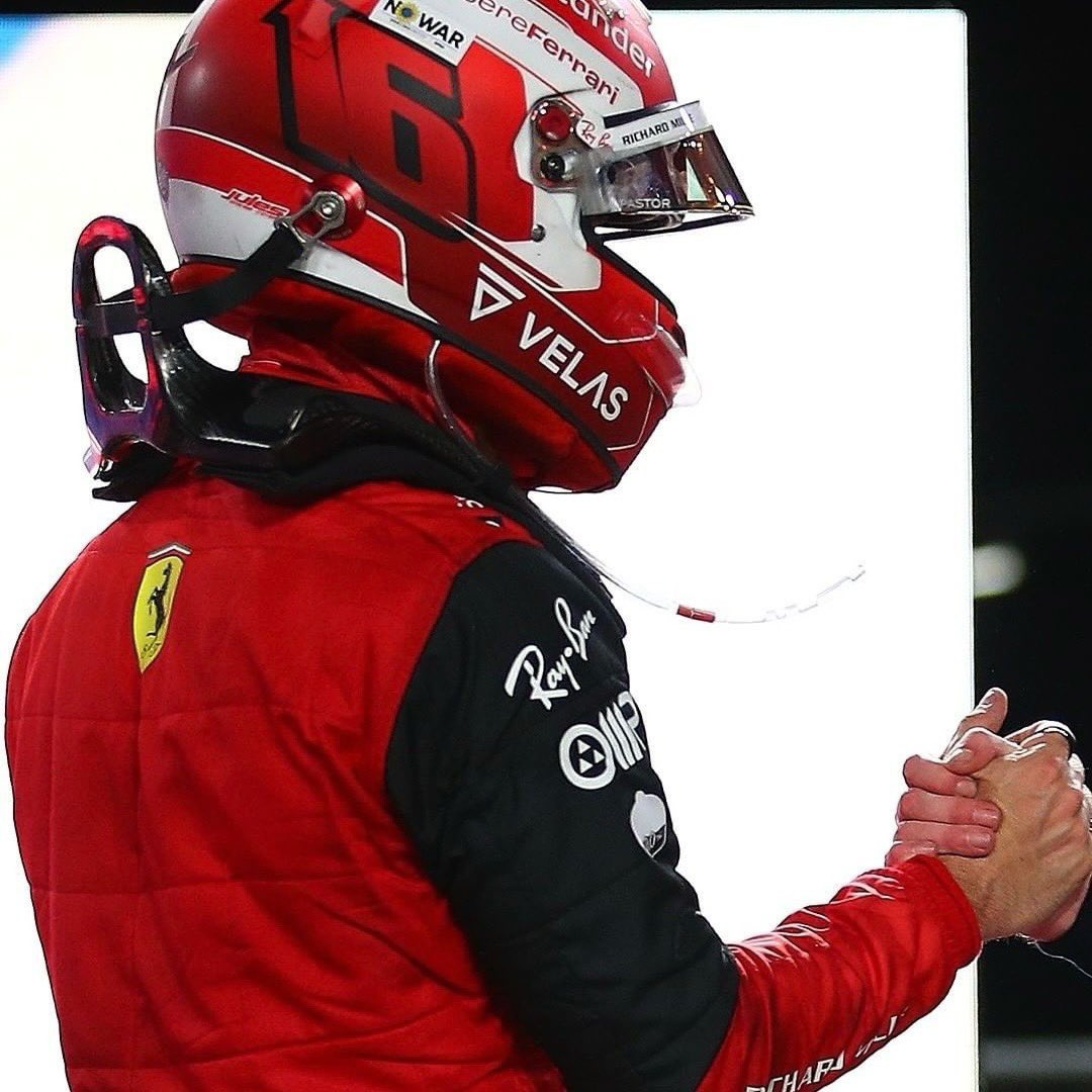 charlesandmax's tweet photo. everything max &amp; charles did at the 2022 saudi arabian gp because my brain won’t let me forget

a thread 🧵 https://t.co/oOPhkYawMe