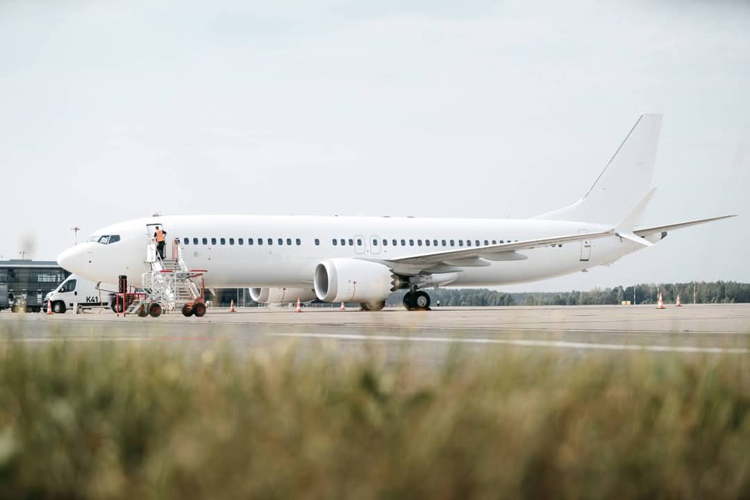 FlightModeblog's tweet image. 🇸🇱 🇬🇧 | Air Sierra Leone is launching direct flights between #Freetown and #London Gatwick, marking a significant expansion of #SierraLeone’s international air connectivity.

📷 ©️Ascend Airways

#Africa #uk #AirSierraLeone #aviation #avgeek #avgeeks #travel #traveler