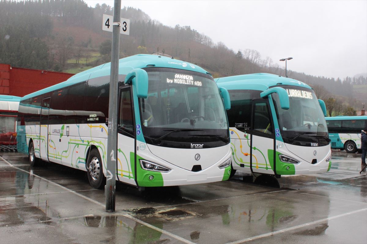 ✖️ Gipuzkoako <a href="/avanzaenEuskadi/">Transporte Urbano e Interurbano de Euskadi</a> (Lurraldebus) autobusetako greba bertan behera, enpresak legez kanpoko grebatzat hartzeko mehatxua egin ostean.

‼️ ELAk salatu du Avanzaren estrategia greba boikoteatzea dela eta ohartarazi du gatazka ez dela amaitu.

🔗 labur.eus/n81ghhnz