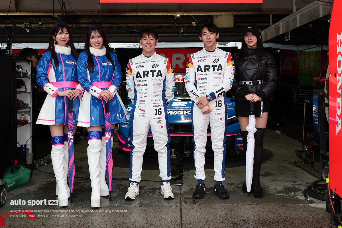 ほぼ全部見せます。2025年スーパーGTドライバーたちのレーシングスーツ