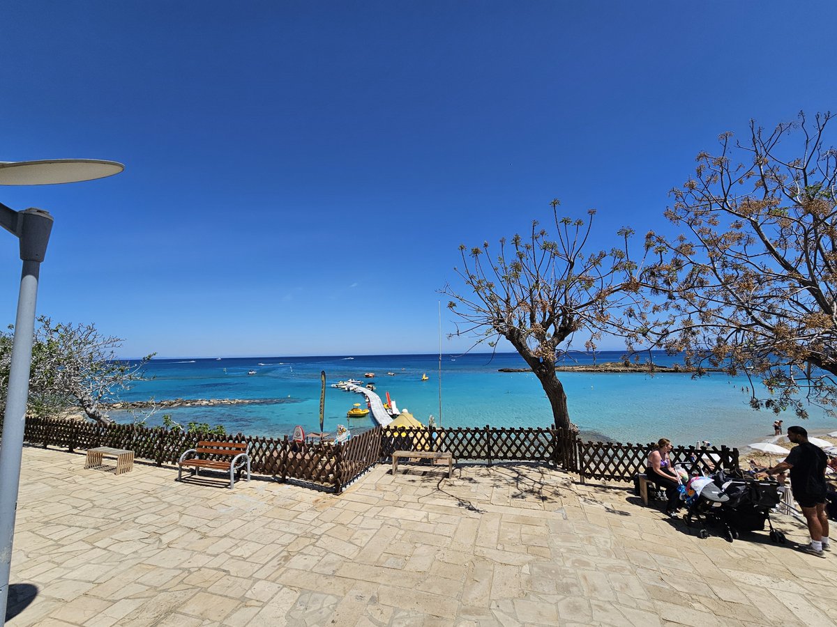 Καλημέρες μας. Λάδι η θάλασσα ✅️🔝
#Cyprus