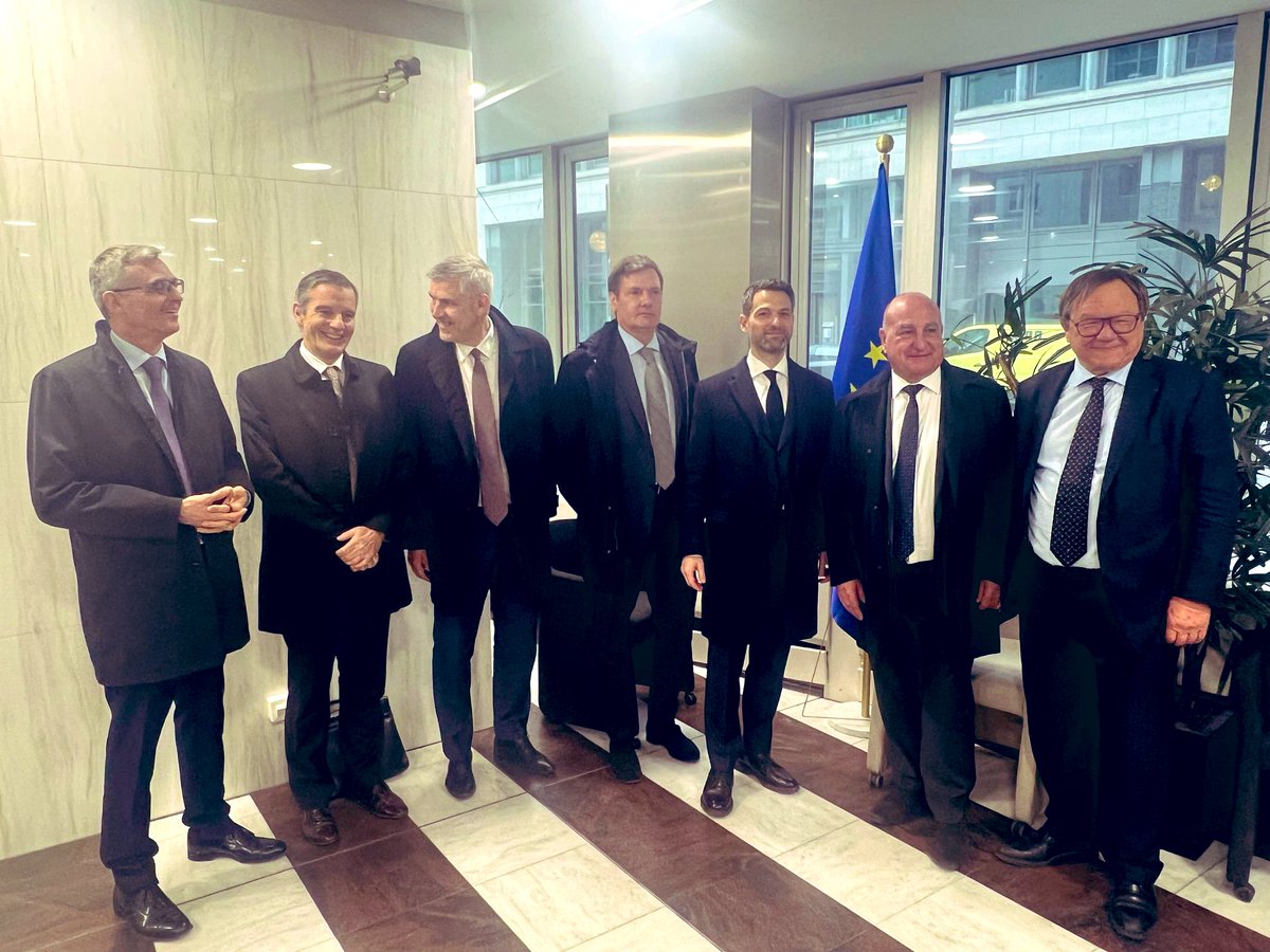 Fabrice Le Saché (@f_lesache) on Twitter photo À #Bruxelles avec la Fédération Nationale des Travaux Publics <a href="/FNTP_info/">Les Travaux Publics</a> 🇫🇷🇪🇺
Réseau d’eau, marchés publics, connexions électriques, transport, infrastructures, global gateway…
Le <a href="/medef/">Mouvement des Entreprises de France</a> avec ses adhérents pour porter la voix des entreprises en Europe !
<a href="/AlainGRIZAUD/">Alain Grizaud</a> À #Bruxelles avec la Fédération Nationale des Travaux Publics <a href="/FNTP_info/">Les Travaux Publics</a> 🇫🇷🇪🇺
Réseau d’eau, marchés publics, connexions électriques, transport, infrastructures, global gateway…
Le <a href="/medef/">Mouvement des Entreprises de France</a> avec ses adhérents pour porter la voix des entreprises en Europe !
<a href="/AlainGRIZAUD/">Alain Grizaud</a>