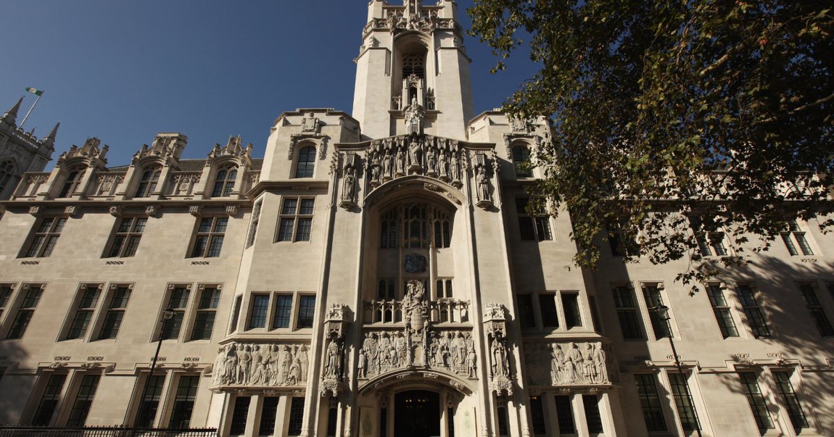 LeftieStats's tweet image. 🚨 BREAKING: UK Supreme Court rules that trans women are no longer legally consider to be women, effectively gutting trans rights in Britain.

The Court ruled "the terms woman and sex in the Equality Act 2010 refer to a biological woman and biological sex".

(Via @PinkNews)