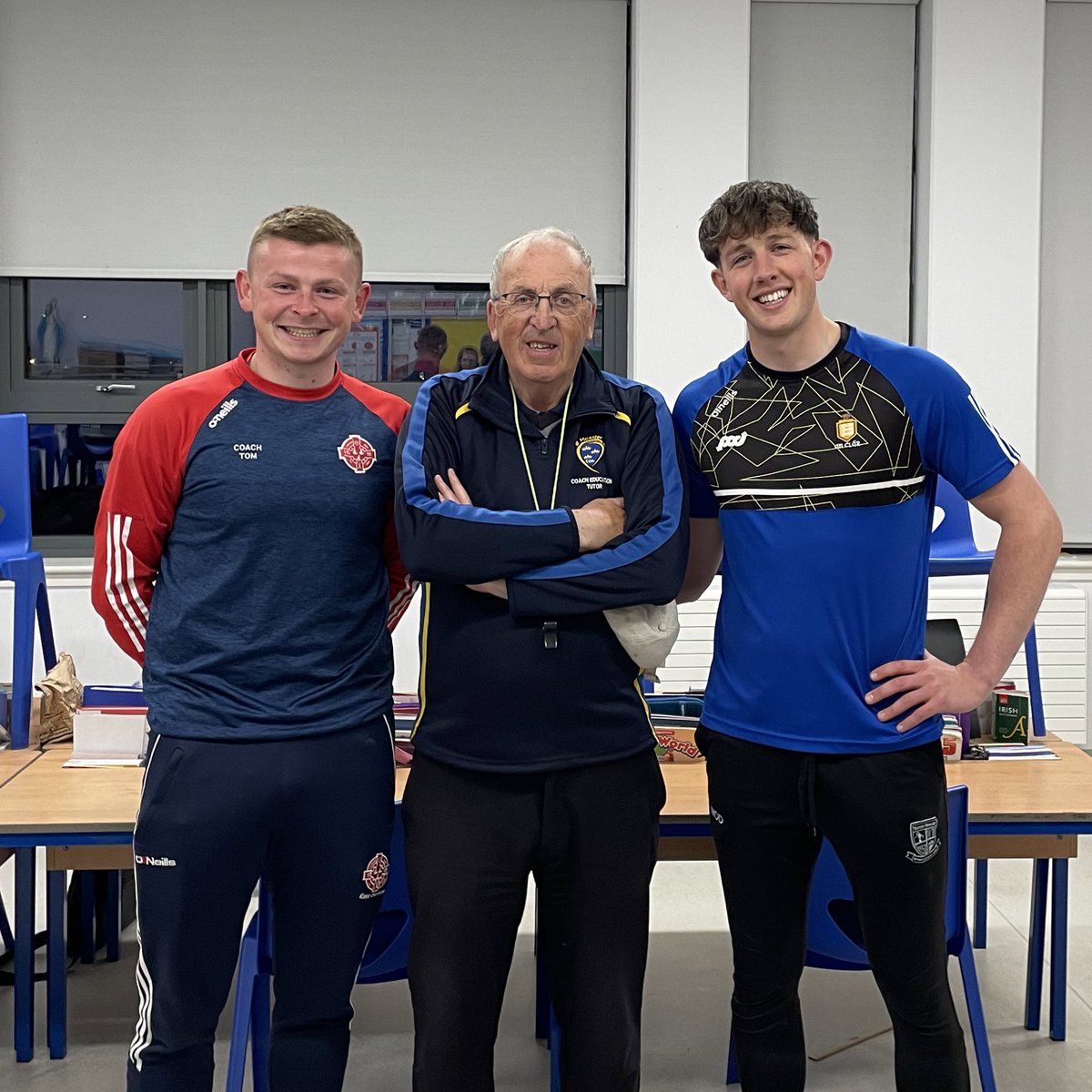 Marc Ó Dómhnaill tweet media