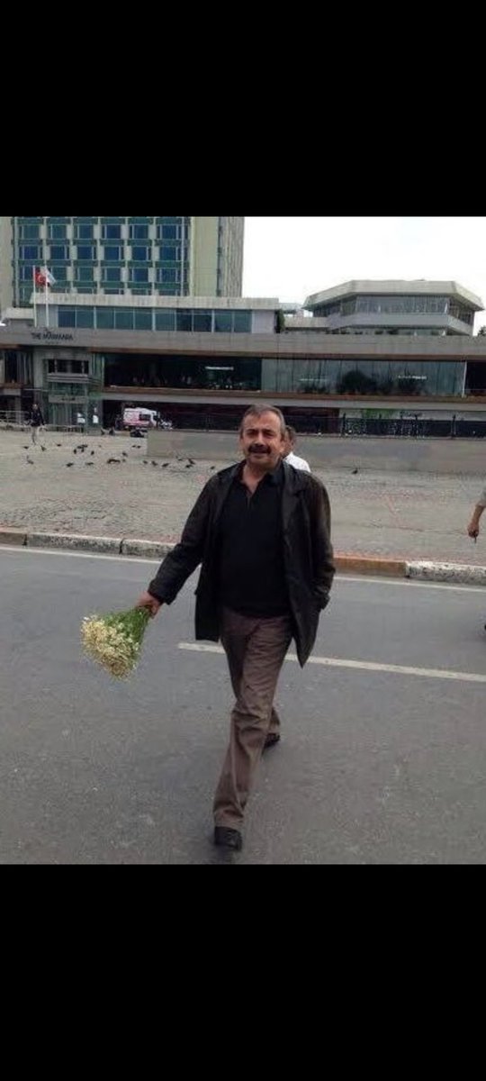 84Nesrin's tweet photo. Allah'ım seni bizlere bağışlasın#SırrıSüreyyaÖnder https://t.co/FI41RMAVDE