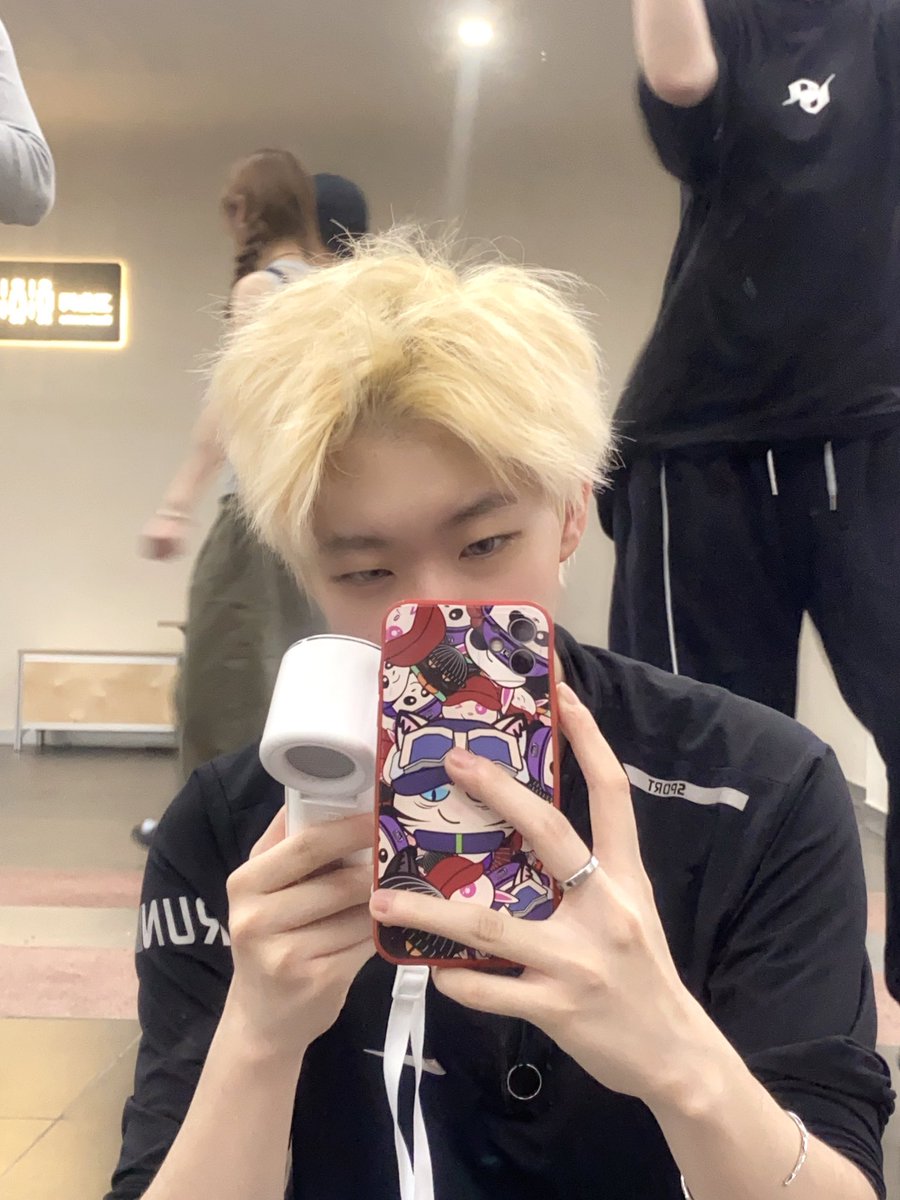 Doggy ᶻ 𝗓 𐰁 tweet media