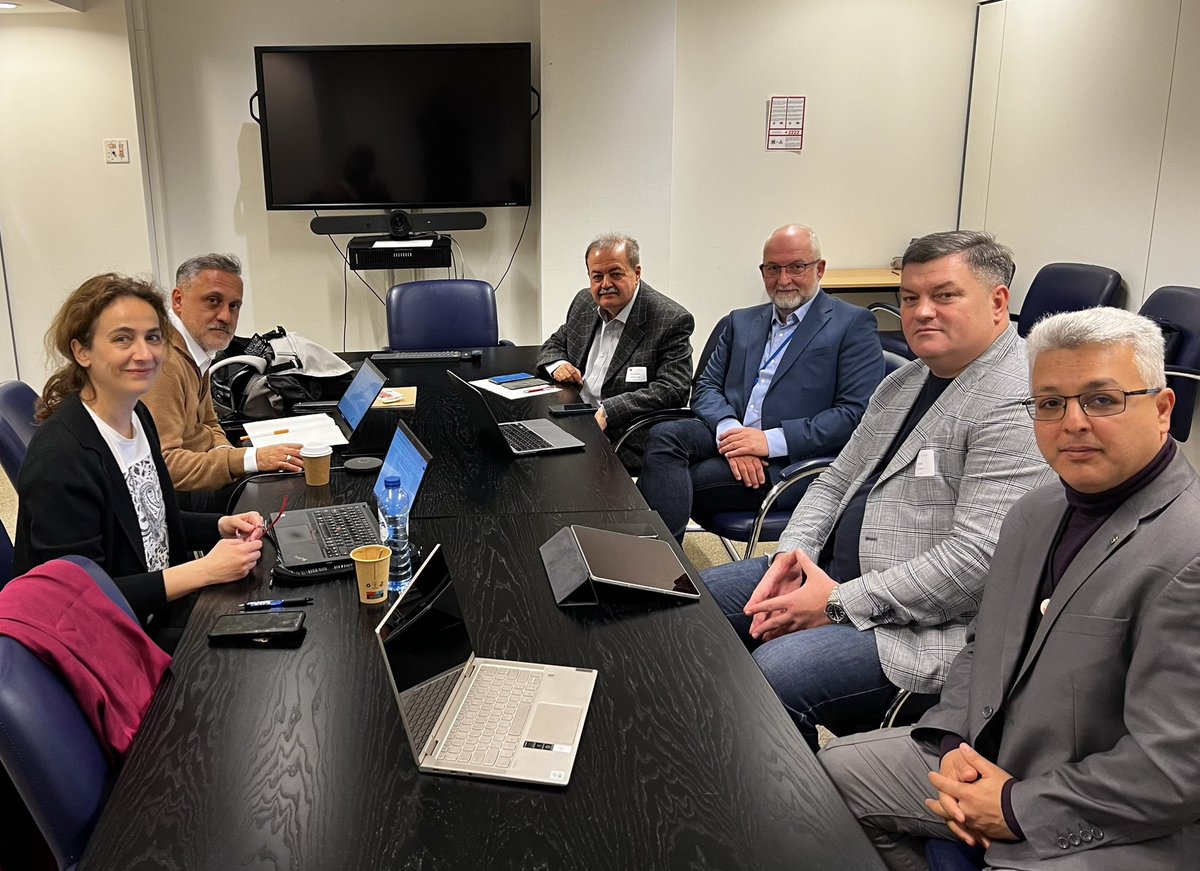 Fornea Dumitru (@forneadumitru) on Twitter photo <a href="/EESC_REX/">EESC External Relations</a> is drawing up an own-initiative opinion on the importance of institutionalising #social & #cividialogue.
eesc.europa.eu/en/our-work/op…
The experts & rapporteurs for this opinion met yesterday in Brussels to discuss & establish the priorities of this opinion.
#civilsociety <a href="/EESC_REX/">EESC External Relations</a> is drawing up an own-initiative opinion on the importance of institutionalising #social & #cividialogue.
eesc.europa.eu/en/our-work/op…
The experts & rapporteurs for this opinion met yesterday in Brussels to discuss & establish the priorities of this opinion.
#civilsociety