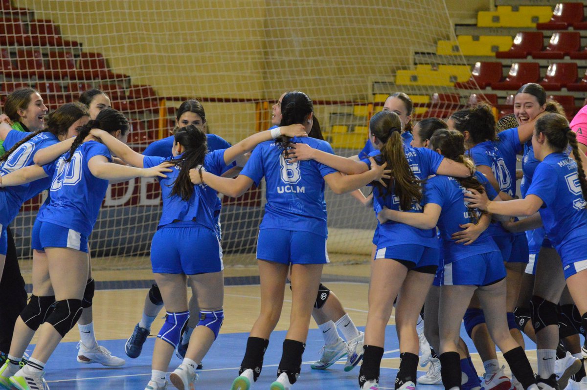 La final cadete femenina se la lleva @bmpMarianistas tras derrotar a <a href="/BMGranollers/">BM Granollers</a> por 22-18