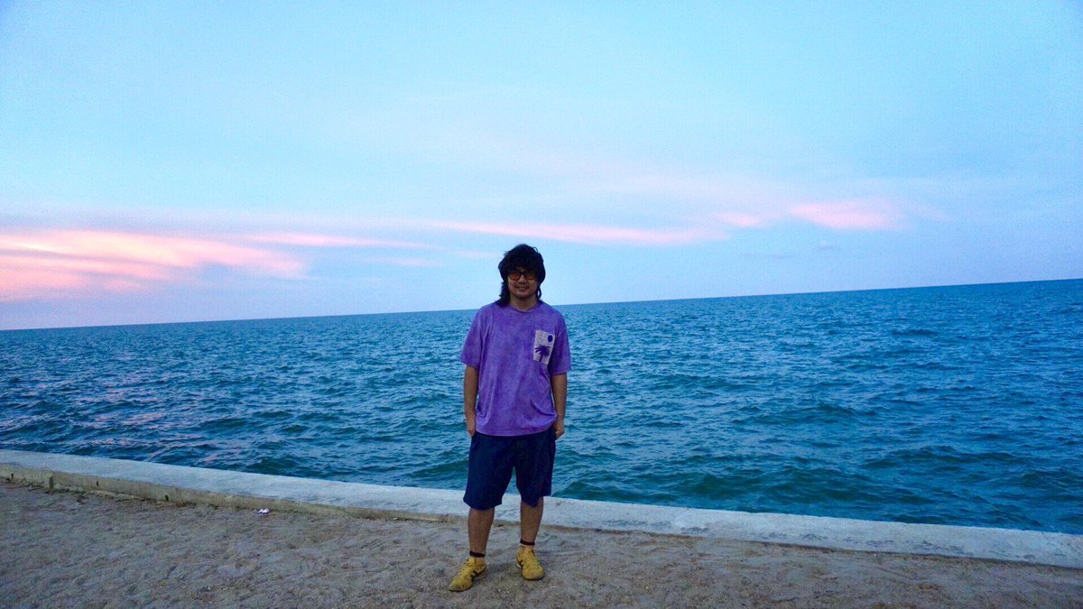 maartstudio's tweet image. “Just got back from a trip—time to do a travel sketch!” ไปเที่ยวมาต้อง Sketch travel หน่อยฮะ 👨🏻‍🎨🎉 #sketch #sketchtravel #watercolor #maartstudio #landscapepaintings #seascapepainting #gopaint #เที่ยวด้วยวาดด้วย