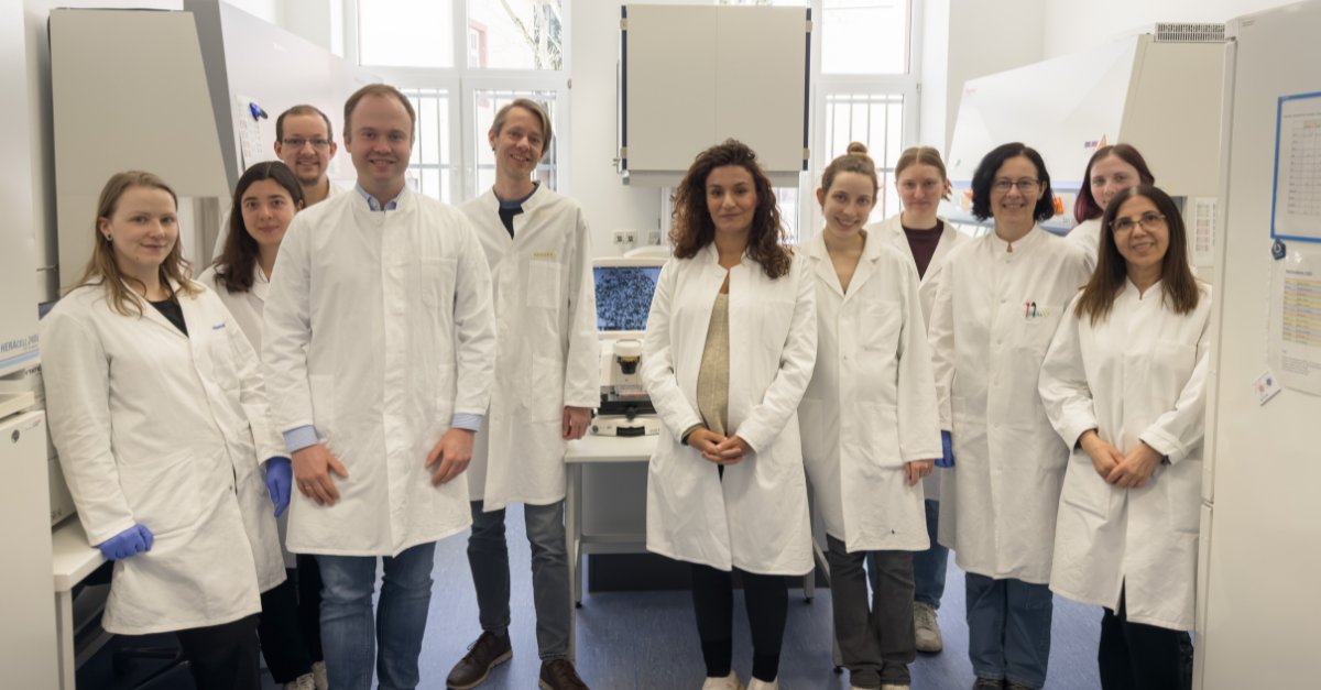 Universitätsmedizin Frankfurt (@uk_frankfurt) on Twitter photo 🧬 Neue Organoid-Biobank von / aus Kopf-Hals-Tumoren an der Unimedizin Frankfurt, Georg-Speyer-Haus & <a href="/FCI_health/">Frankfurt Cancer Institute</a>!
👉 Patientenspezifische 3D-Modelle ermöglichen personalisierte Therapieansätze in der Onkologie.
🔗 ddei5-0-ctp.trendmicro.com/wis/clicktime/…
#Krebsforschung #PersonalisierteMedizin 🧬 Neue Organoid-Biobank von / aus Kopf-Hals-Tumoren an der Unimedizin Frankfurt, Georg-Speyer-Haus & <a href="/FCI_health/">Frankfurt Cancer Institute</a>!
👉 Patientenspezifische 3D-Modelle ermöglichen personalisierte Therapieansätze in der Onkologie.
🔗 ddei5-0-ctp.trendmicro.com/wis/clicktime/…
#Krebsforschung #PersonalisierteMedizin
