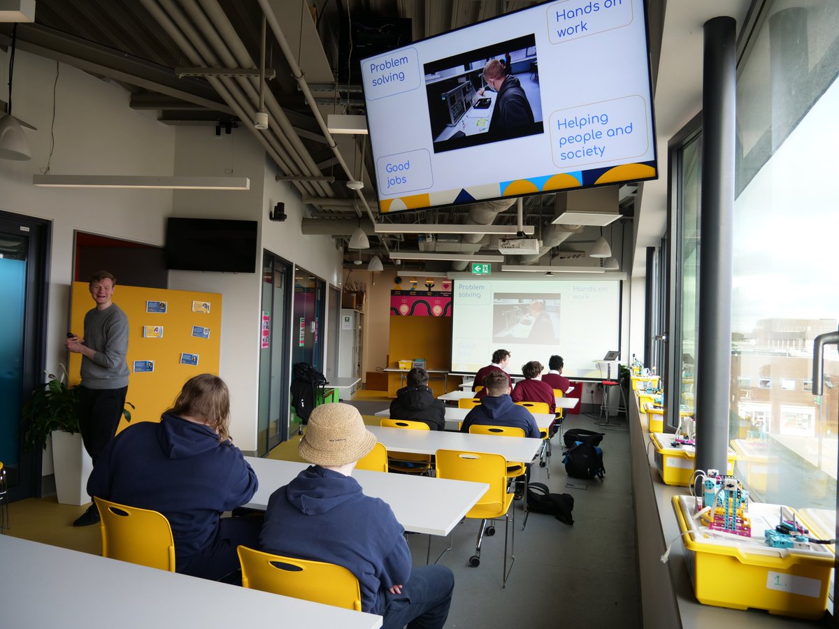 DCU Access (@dcuaccess) on Twitter photo Great to welcome 2nd years from <a href="/TrinityComp_/">Trinity Comprehensive School</a>, Ballymun to <a href="/DCU/">Dublin City University</a> for a FutureU workshop!
From VR in the Leadership Lab to <a href="/LEGO_Education/">LEGO Education</a> Biomedical Engineering, they explored campus life, built skills & had fun! 👏
#DCUAccess #DCU #STEM #WeAreDCU #DublinCityUniversity #VR Great to welcome 2nd years from <a href="/TrinityComp_/">Trinity Comprehensive School</a>, Ballymun to <a href="/DCU/">Dublin City University</a> for a FutureU workshop!
From VR in the Leadership Lab to <a href="/LEGO_Education/">LEGO Education</a> Biomedical Engineering, they explored campus life, built skills & had fun! 👏
#DCUAccess #DCU #STEM #WeAreDCU #DublinCityUniversity #VR