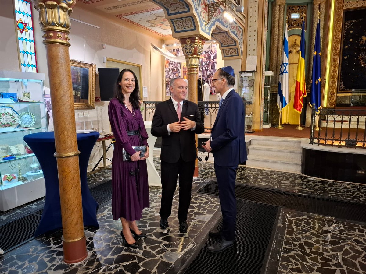 Peer Gebauer tweet media