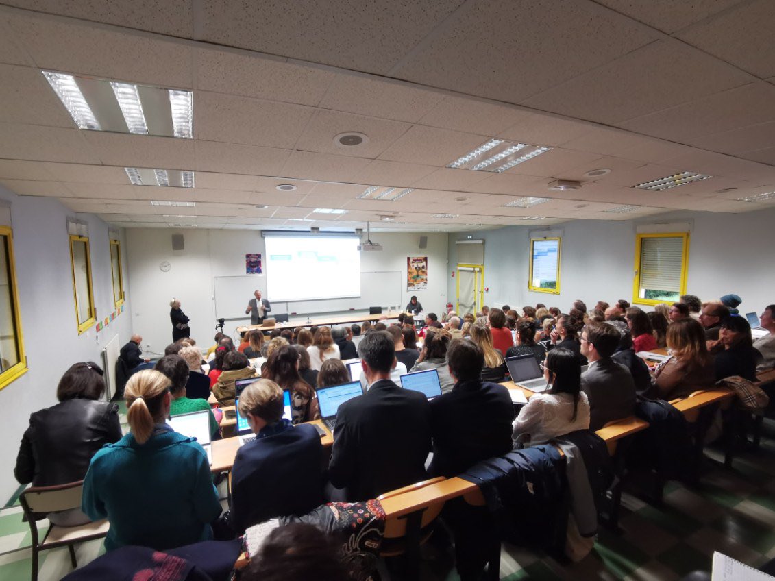Journée académique de l’expérimentation et de l’innovation : conférences et ateliers proposés pour les acteurs pédagogiques d’Ardèche et de Drôme. Des pratiques innovantes partagées tout au long de la journée. #cardie <a href="/ThiAumage/">Thierry AUMAGE</a> <a href="/acgrenoble/">Académie de Grenoble</a>