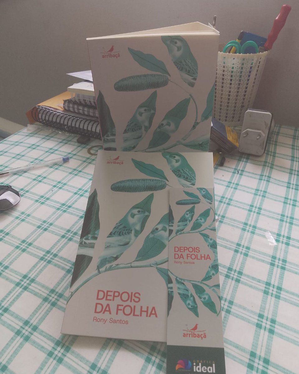 ArribacaE's tweet photo. Saiu da gráfica o livro “Depois da folha”, de Rony Santos.
A obra ficou em terceiro lugar no Concurso de Poesia Arribaçã-2024.
Esse voo segue para Bayeux-PB. https://t.co/UU8yATNmz2