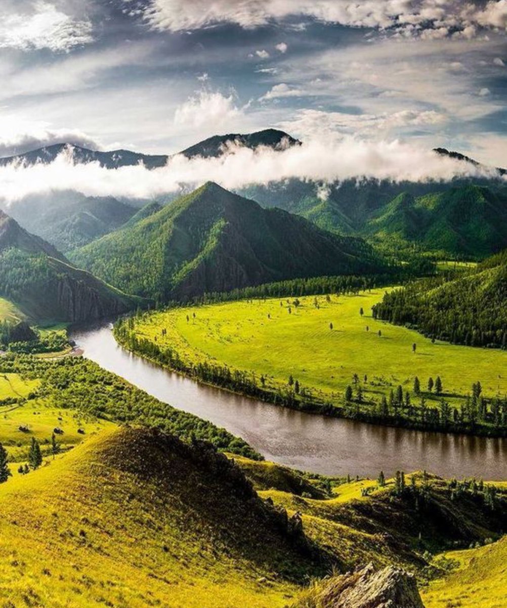 lens_wander's tweet photo. https://t.co/M3Njhk2FTb via @YouTube
Mongolia: where the skies stretch forever and silence speaks louder than words.
Wild. Vast. Untouched. And absolutely unforgettable.
#MongoliaTravel #ExploreMongolia #NomadicLife #WanderLens #NatureLovers #BucketListTrip #AdventureAwaits #TravelVideo