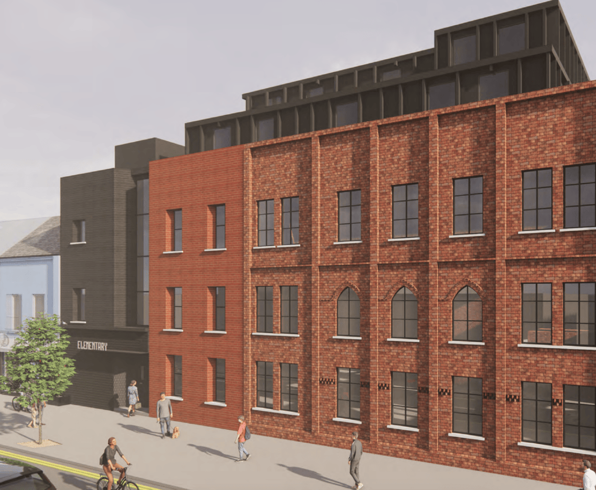 PlanBelfast's tweet photo. SHRM Ltd have submitted a planning application for the former East Belfast Constitutional Club (Con Club), 351–353 Newtownards Road.
Proposals include change of use from bar to residential, 2-storey rooftop & 3-storey rear extensions, creating 19 apartments (1 & 2 bed). https://t.co/RVy5DqgmWq