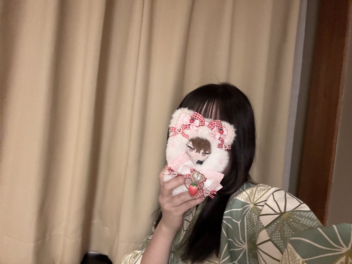 Lily (@Lily_handmaid) / X Lily (@Lily_handmaid) / X
