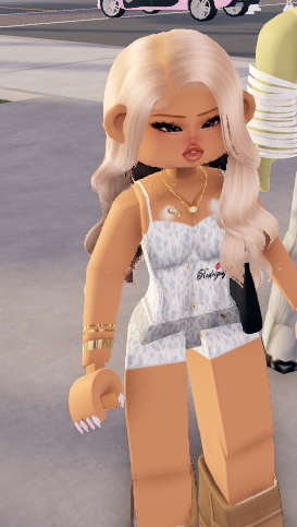 Wolfie_ImcoolYT's tweet image. if you like robloxians with ears and inappropriate banjonkas, please stay 90 feet away from me
#roblox #robloxstyle #berryavenue #wtf #IMvu