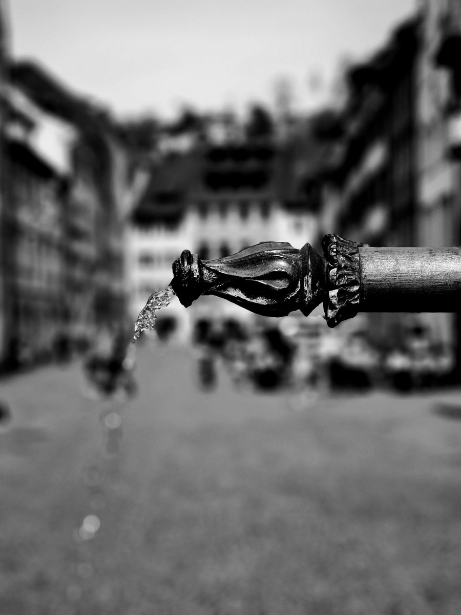 Drabbles153's tweet photo. #NFTkaltenstein #watter #Feldkirch #photography #blackandwhite #monochrome #noai https://t.co/0dM6Z1gbnj