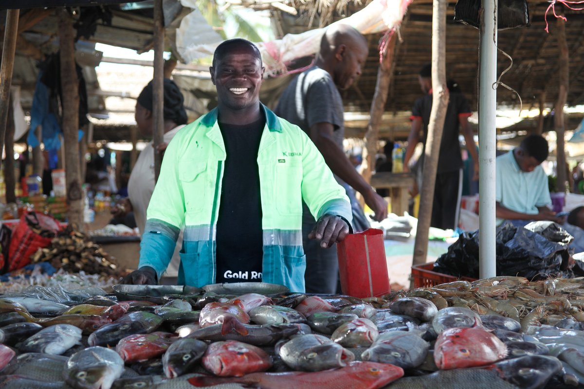 GAIN Mozambique (@gainmocambique) on Twitter photo 🎉 Hope is on the horizon in Nampula
With the completion of the Belenenses Market, vendors like Habar Tapanha look forward to improved conditions for storing & selling fresh fish 🐟 & vegetables 🥬.
SEAFOOD project is implemented by GAIN with funding from <a href="/NorwayInMoz/">Norway in Mozambique</a> 🇲🇿🇳🇴 🎉 Hope is on the horizon in Nampula
With the completion of the Belenenses Market, vendors like Habar Tapanha look forward to improved conditions for storing & selling fresh fish 🐟 & vegetables 🥬.
SEAFOOD project is implemented by GAIN with funding from <a href="/NorwayInMoz/">Norway in Mozambique</a> 🇲🇿🇳🇴