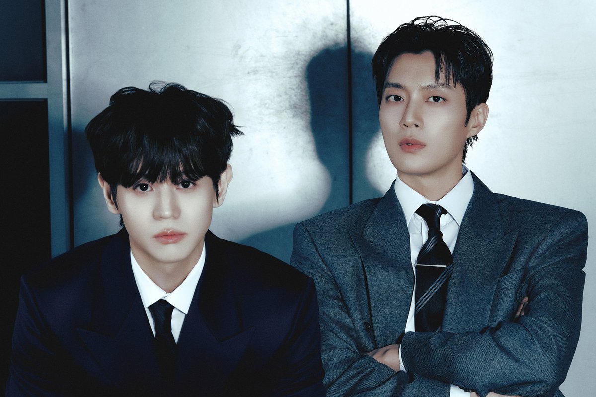 Highlight_AUent's tweet image. HIGHLIGHT THE 6th MINI ALBUM [From Real to Surreal] CONCEPT PHOTO #1 - Real A ver.
2025. 04. 28. 18:00

⛓️ aroundusent.com

#From_Real_to_Surreal
#하이라이트 #HIGHLIGHT
#비스트 #BEAST
#윤두준 #YOONDUJUN
#양요섭 #YANGYOSEOP
#이기광 #LEEGIKWANG
#손동운 #SONDONGWOON