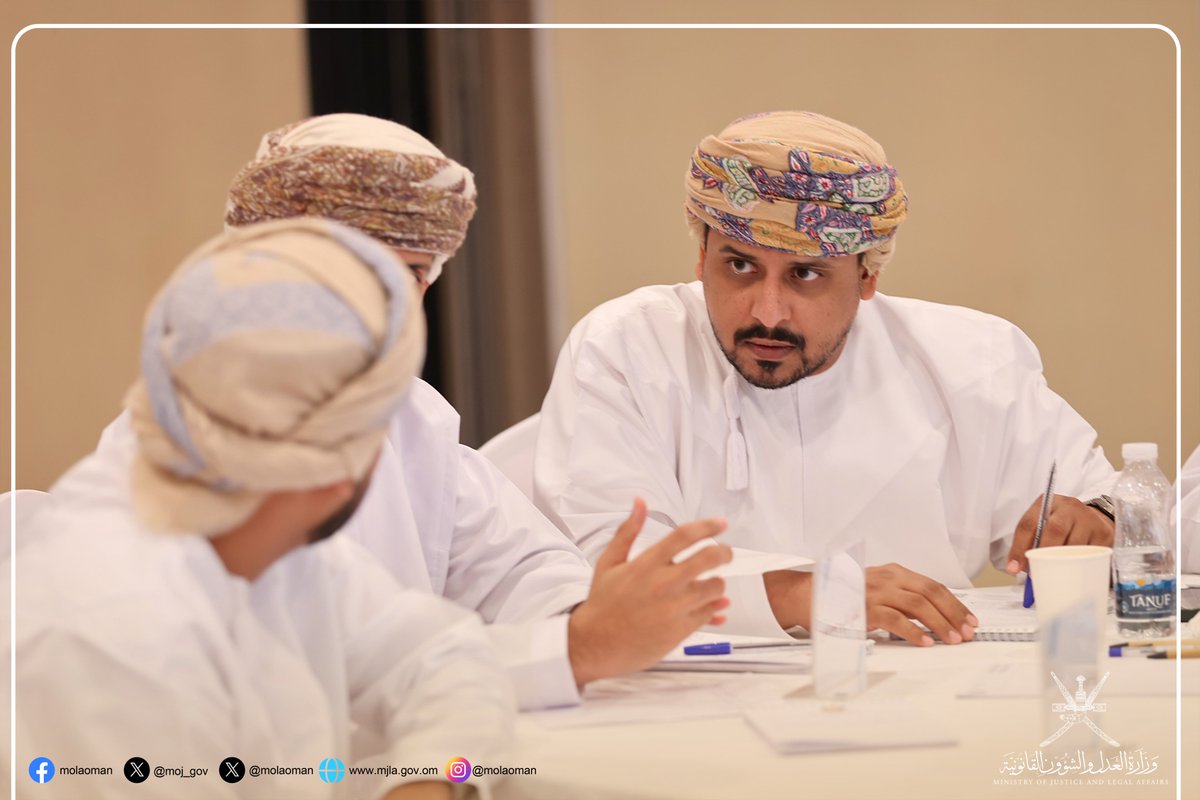 ..تتناول الورشة تحديد مفهوم الموظف العام في نطاق تطبيق قانون الجزاء، والجرائم التي يرتكبها الموظف العام وتمس الوظيفة العامة أو المال العام، والجرائم الواقعة على الموظف العام أو الوظيفة العامة، إلى جانب استعراض تطبيقات وممارسات عملية.