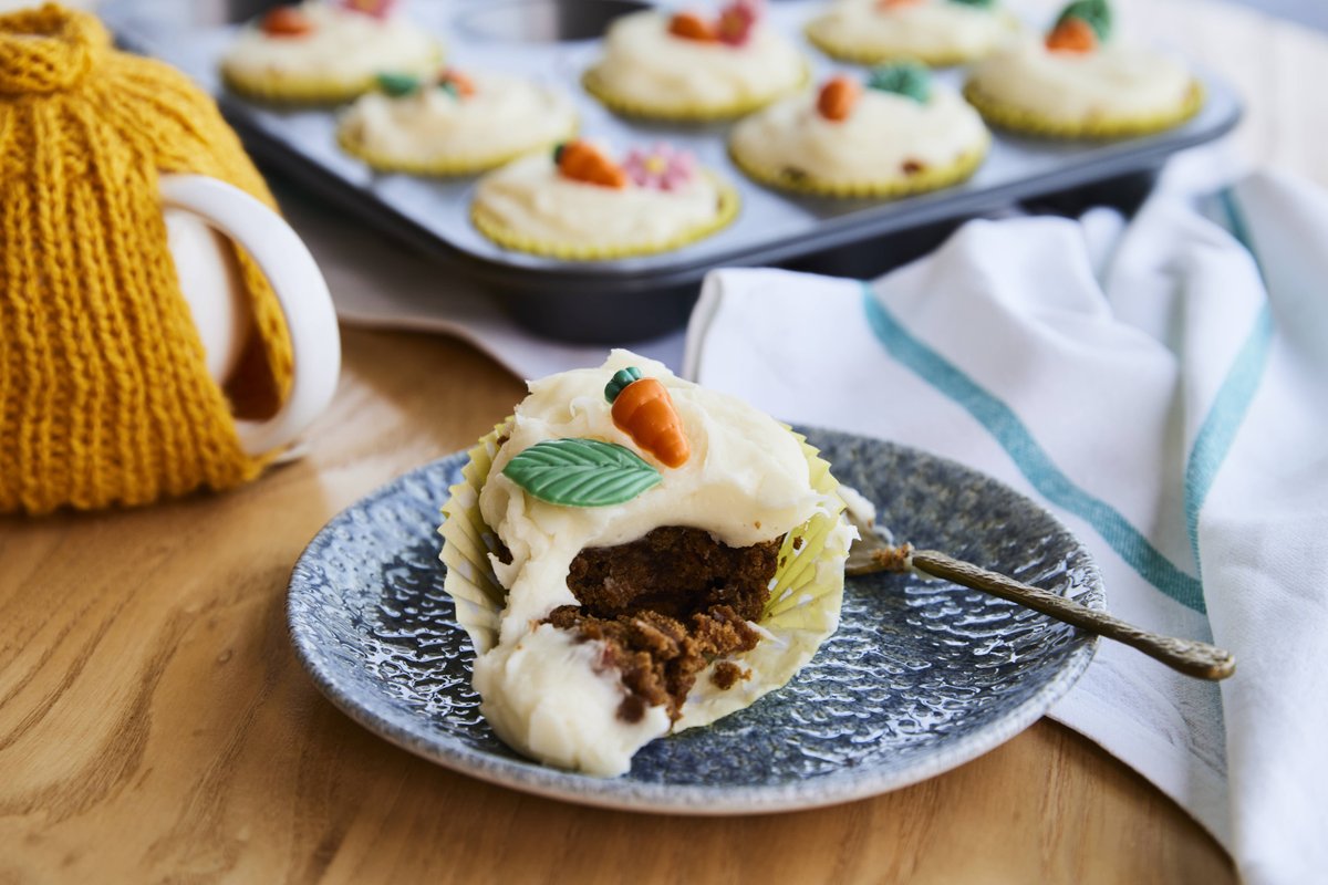 🥕🧡 Easter Carrot Cake Cupcakes 🐣🌸

Hop into the Easter spirit with these deliciously light and fluffy Carrot Cake Cupcakes, made with our Original Large St. Ewe Eggs! 🥚

vist.ly/3mzz324

#EasterBaking #StEweEggs #SpringBakes #EasterTreats #CupcakeGoals