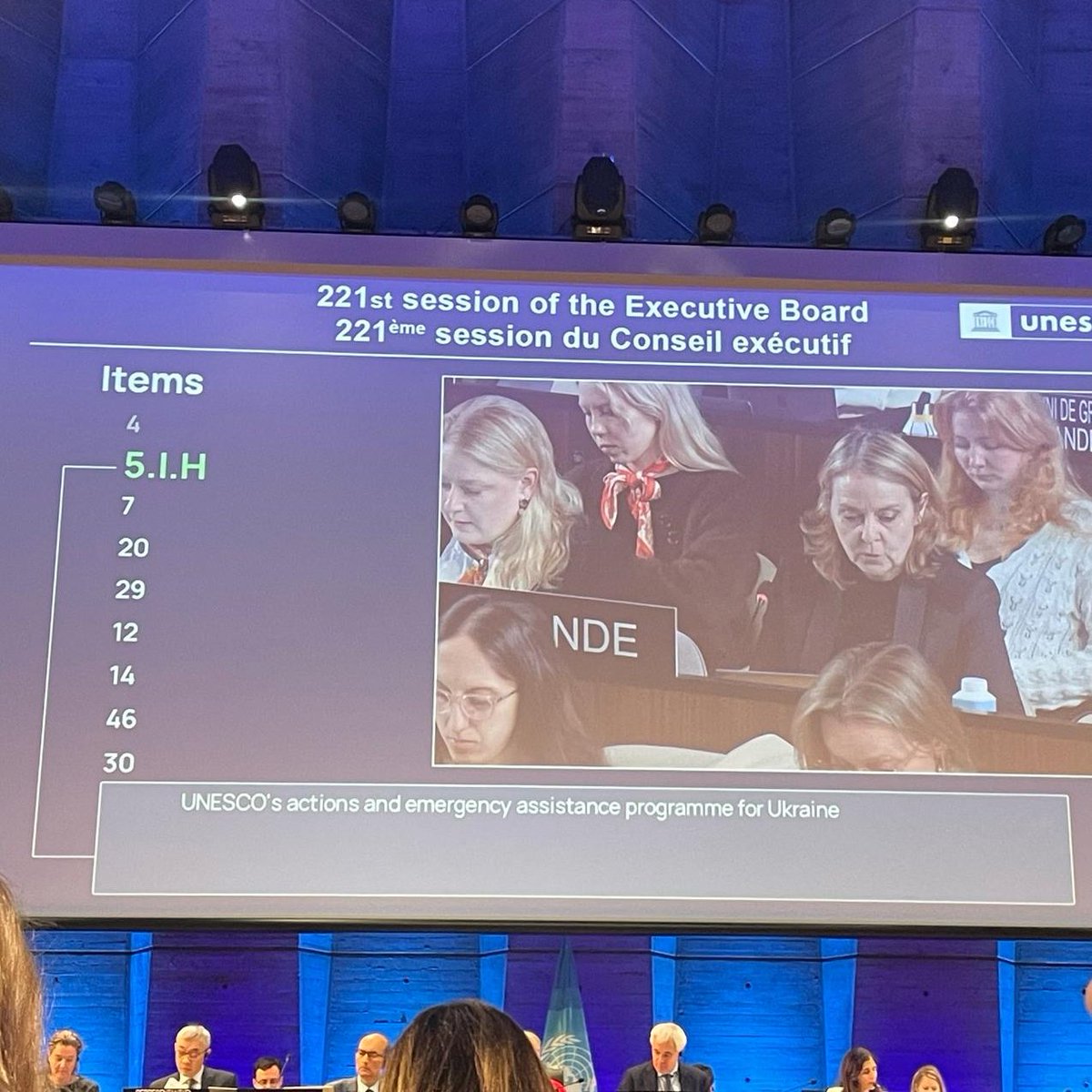 Iceland 🇮🇸 delivered a statement supporting UNESCO's programme for Ukraine 🇺🇦 which is essential in combatting the long-term effects of Russia's war of aggression. 

Ukraine deserves a just, lasting peace and our unwavering support. 

🔗government.is/diplomatic-mis…

#221EXB