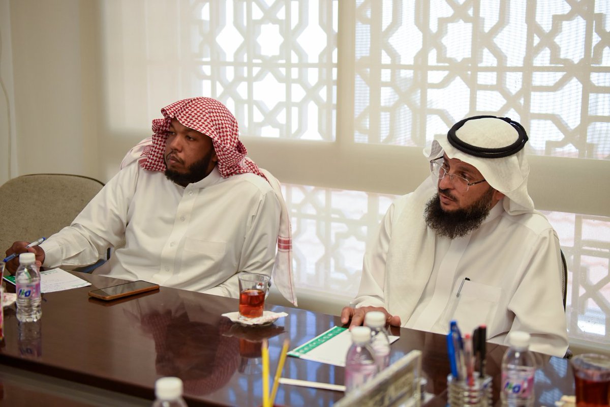comqt's tweet photo. انعقاد اجتماع أعضاء مجلس الإقراء والإسناد بجمعية #فرقان لتحفيظ #القرآن الكريم بمحافظة #الطائف 
https://t.co/uqTb4LeCaV https://t.co/oy1DF6G4Ie