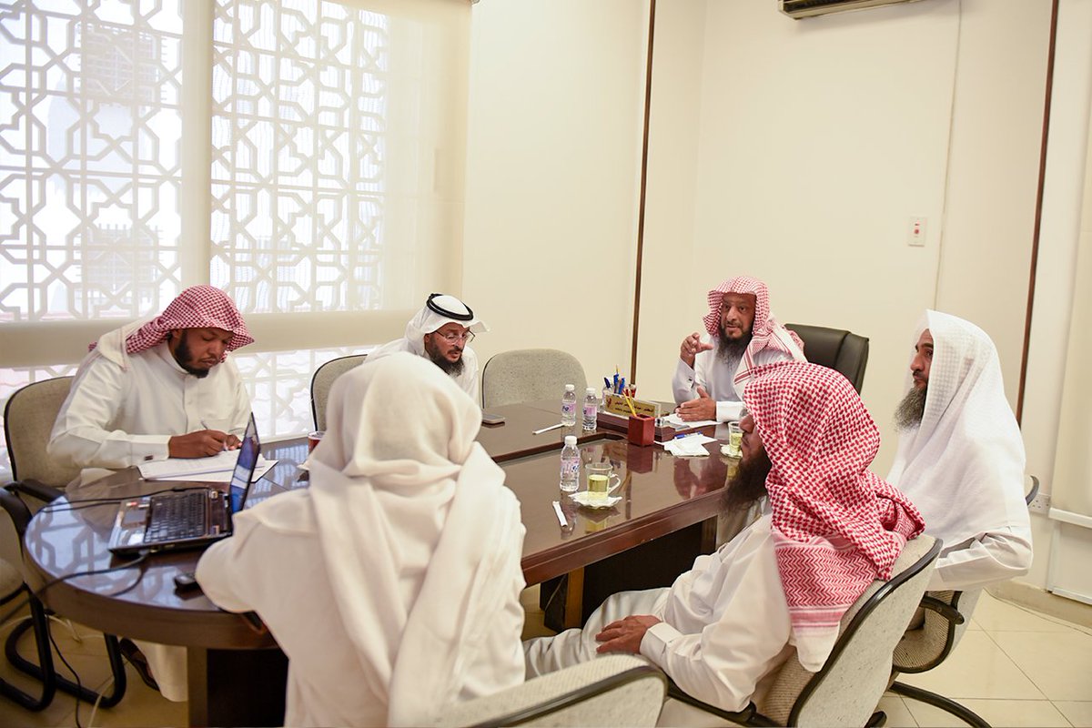 comqt's tweet photo. انعقاد اجتماع أعضاء مجلس الإقراء والإسناد بجمعية #فرقان لتحفيظ #القرآن الكريم بمحافظة #الطائف 
https://t.co/uqTb4LeCaV https://t.co/oy1DF6G4Ie