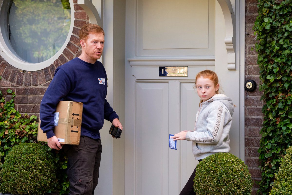 À 21h sur <a href="/ARTEfr/">ARTE</a>, Ken Loach dénonce les dérives de l’uberisation dans «Sorry We Missed You» (2019. À travers les déboires d’un chauffeur-livreur, il montre comment toute une famille peut être impactée. Un cri de rage pour un torrent d’émotions remarquablement mises en scène