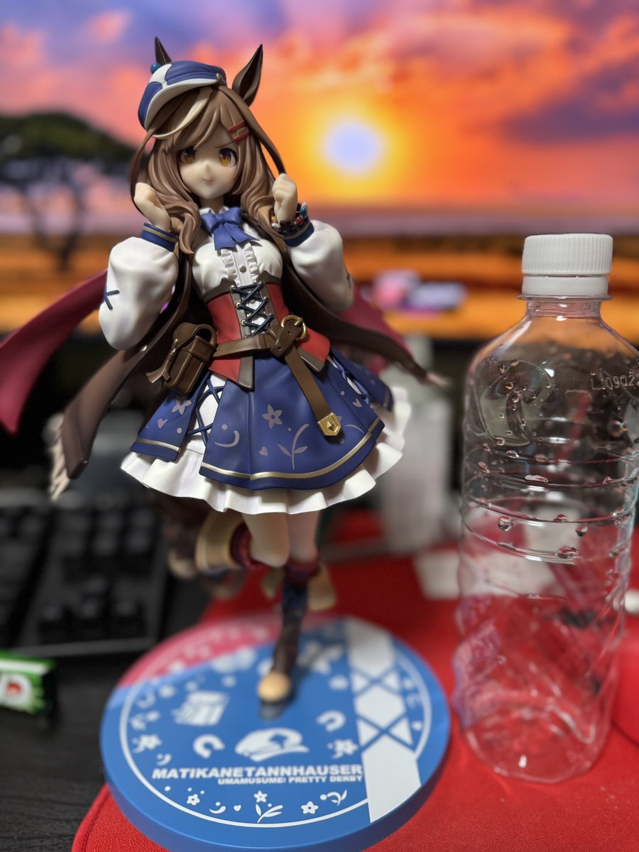 Go__re's tweet photo. マチタンのフィギュア届いたけど思ったよりデカいです https://t.co/0ICCx3S4iq