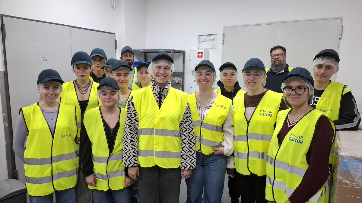 chrismakedonas's tweet photo. We deeply thank @FAMAR_Group for accepting @ChemClubEvang to the Alimos facilities!
#acschemclubs #Όμιλος_Χημείας #FAMAR https://t.co/gxrf1FZ8aU