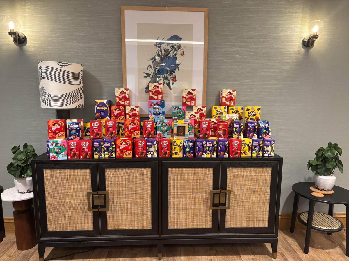QuantumCareLtd's tweet image. 🐰🐤 Elm View's Easter Egg Appeal 🐤🐰

Staff &amp;amp; residents of Elm View Care Home successfully collected over 100 Easter eggs &amp;amp; treats for Bishop's Stortford Food Bank! Huge thanks to everyone who contributed 💗

#QuantumCareSelect #EasterAppeal #ElmView