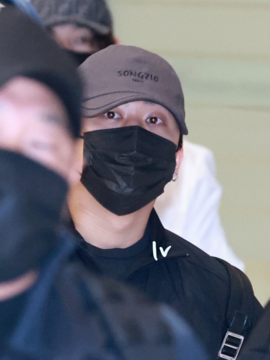 cblv0811's tweet photo. 250416 ICN 

#창빈 #서창빈 #changbin
#straykids #스트레이키즈 https://t.co/oLruTb9KmG