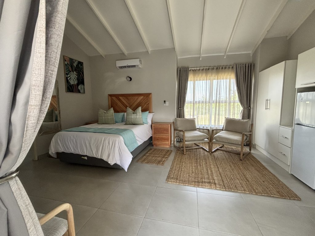 HitekaniMag's tweet photo. NYLSVLEI • NATURE • RESERVE
Now upgraded and ready for you

*The facilities have already been fully booked until early next month.

@LimpopoLEDET 
@golimpopo 
@OtpLimpopo 
@MatibeTB https://t.co/rghUYpMoNF