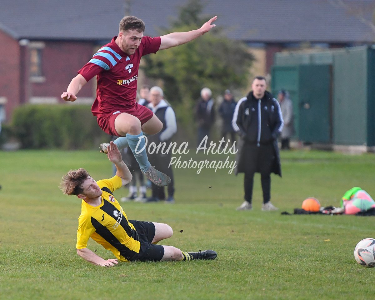 Donna Artis Photography (@daphotography77) on Twitter photo A few frames from last nights <a href="/mid_lancs/">Mid Lancs Football League</a> match between <a href="/fc_hoole/">Hoole United FC</a> and <a href="/ABFC1908/">Appley Bridge FC</a>
Full album available to view and purchase through my website:
donnaartisphotography.zenfoliosite.com/hoole-fc-v-app…
#SportsPhotography #ActionShots A few frames from last nights <a href="/mid_lancs/">Mid Lancs Football League</a> match between <a href="/fc_hoole/">Hoole United FC</a> and <a href="/ABFC1908/">Appley Bridge FC</a>
Full album available to view and purchase through my website:
donnaartisphotography.zenfoliosite.com/hoole-fc-v-app…
#SportsPhotography #ActionShots