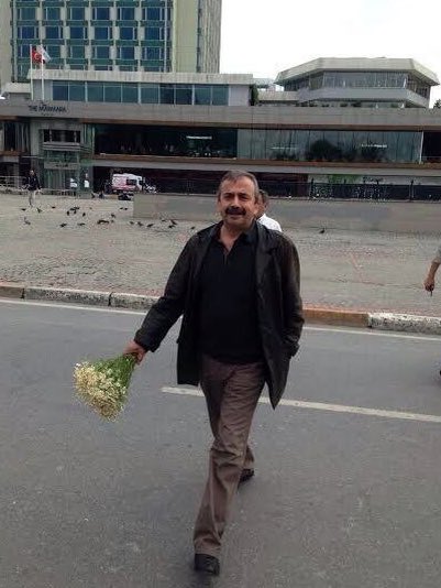 #sırrısüreyyaönder